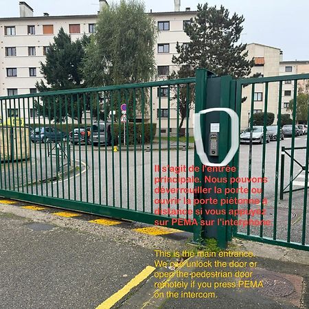 Appartement Periurbain De Paris Et Versailles Les Clayes-Sous-Bois 외부 사진